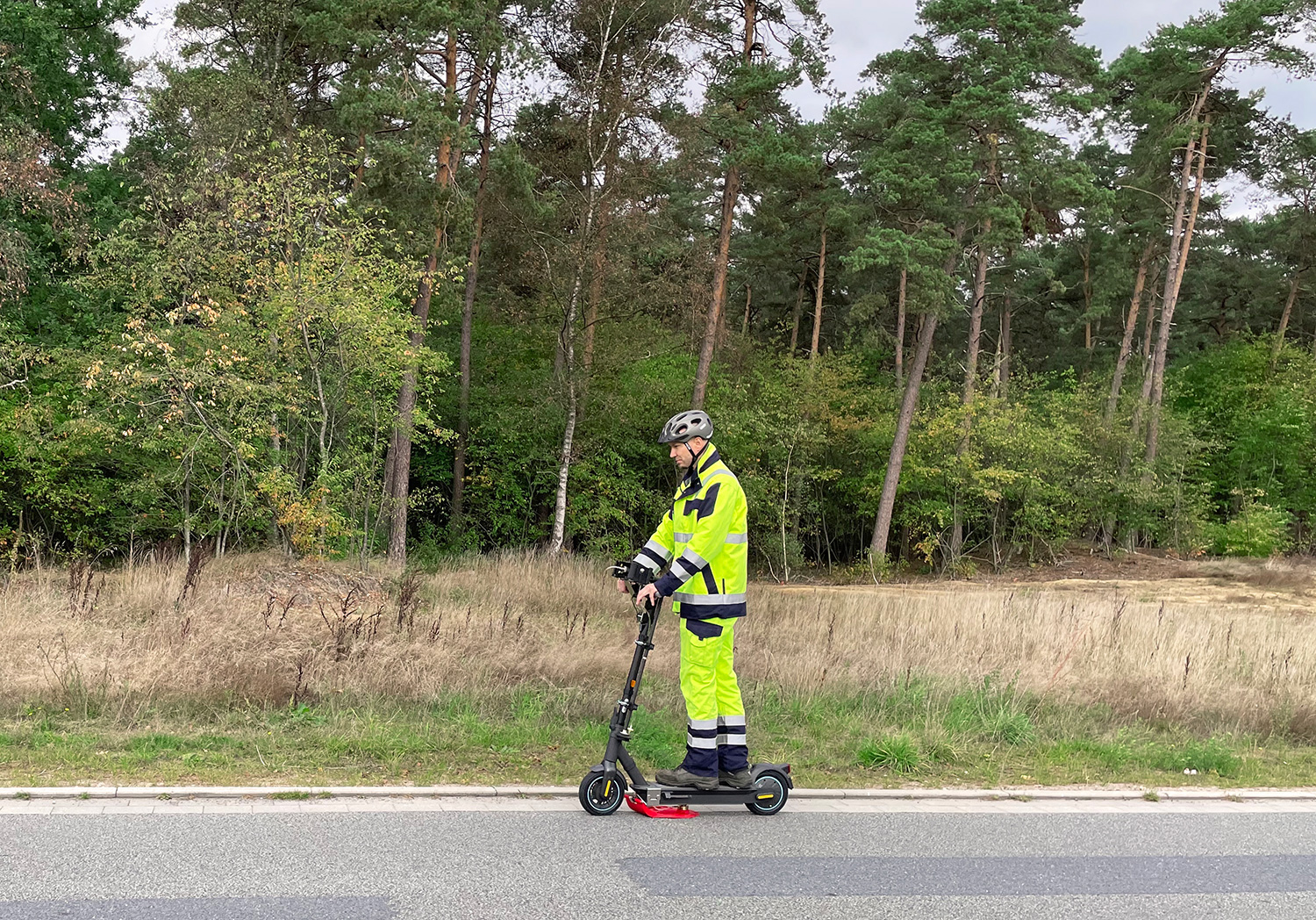 Effiziente Gaslecksuche Per E-Scooter - Esders GmbH